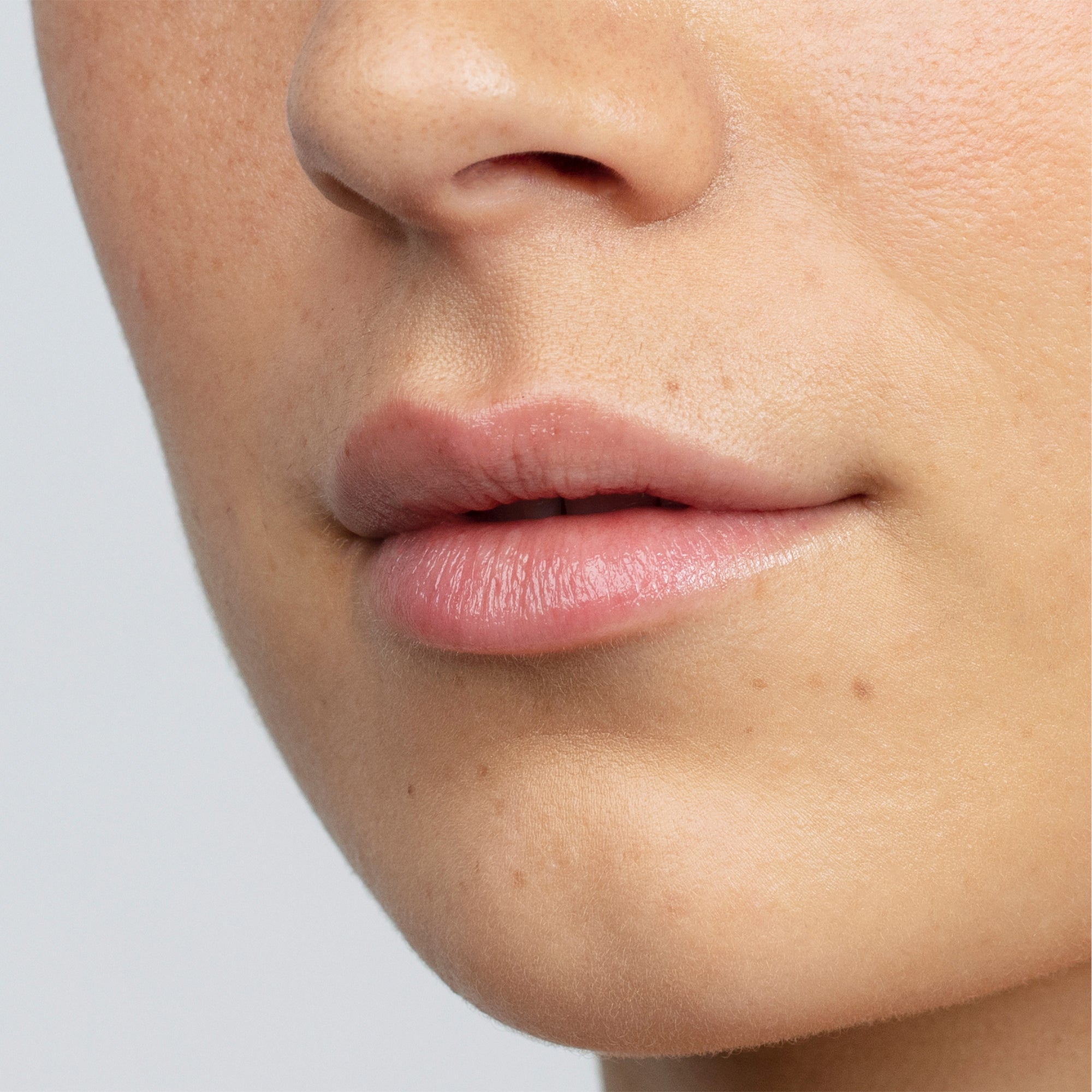 Kiwi Seed Oil Lip Conditioner 4g